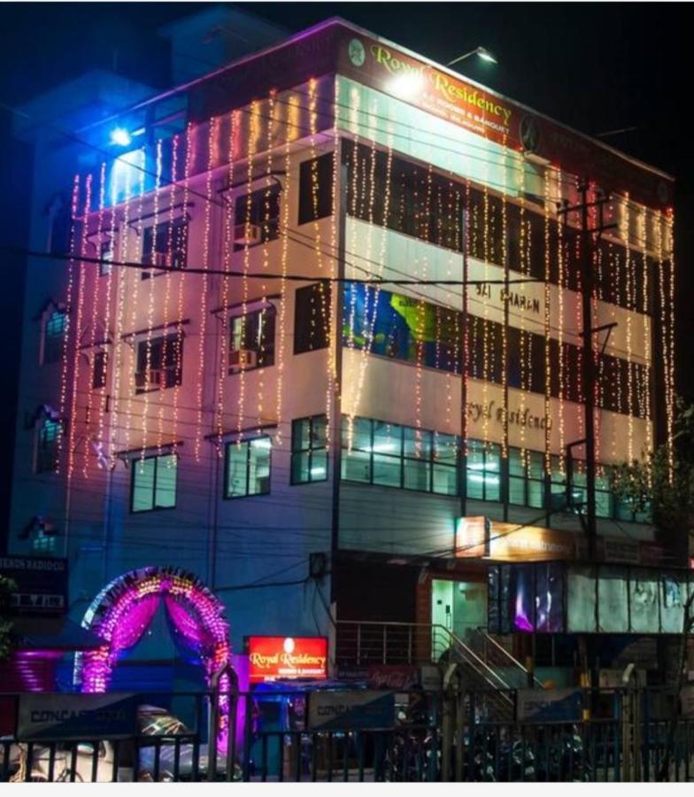 Hotel Royal Residency สิริกุรี ภายนอก รูปภาพ